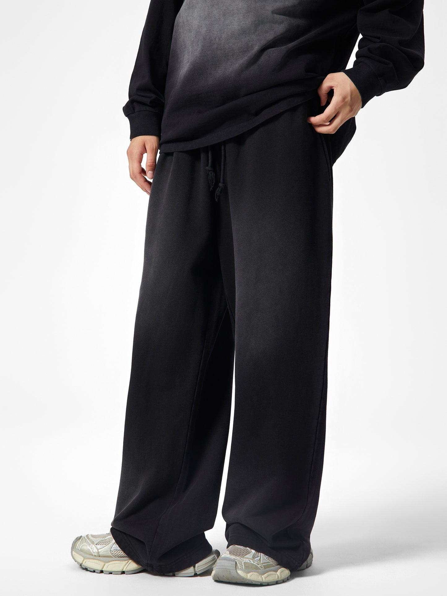 Love. Lies. Bleeding. Movie Aesthetic // Effortless Athleisure Pure Cotton Handcrafted Monkey Wash Loose fit Sweatpants